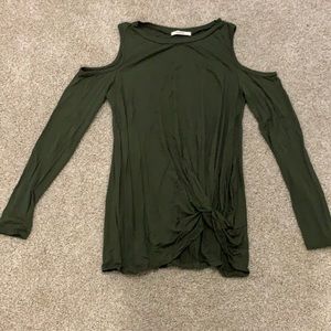 Women’s shirt